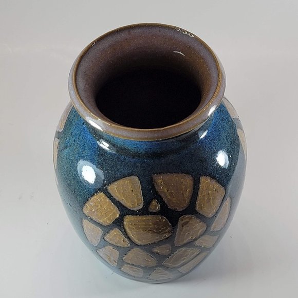 Handmade Vase Stoneware Pottery Turtle Shell Design Blue Glaze Signed - Picture 3 of 6
